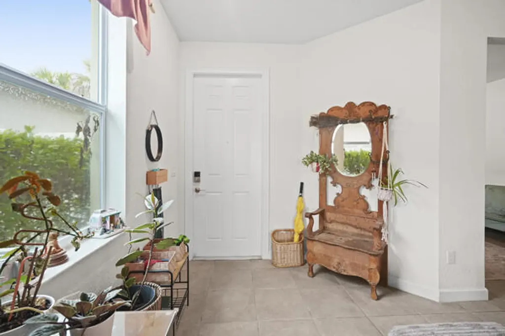 12500 NW Stanis Lane Port St Lucie FL 34987