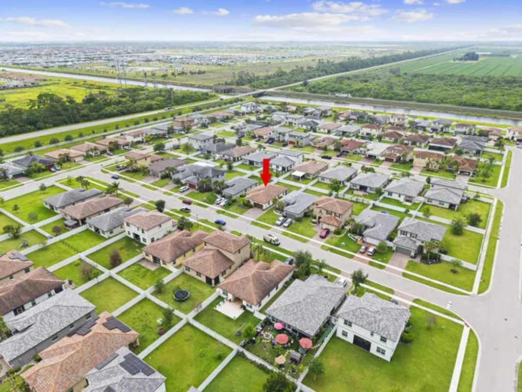 12500 NW Stanis Lane Port St Lucie FL 34987
