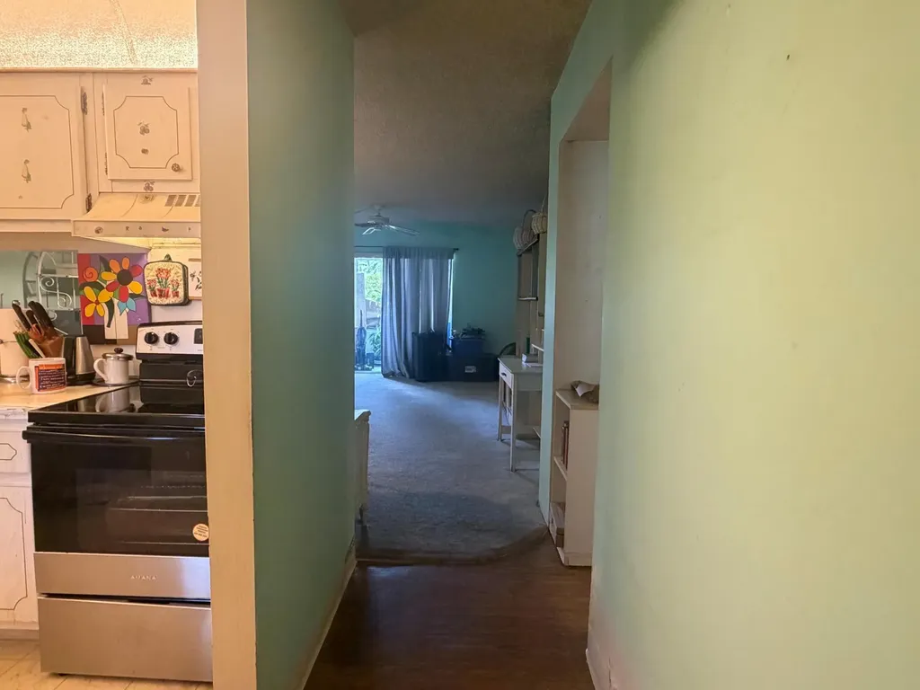 2687 N Garden Drive Drive N Lake Worth FL 33461