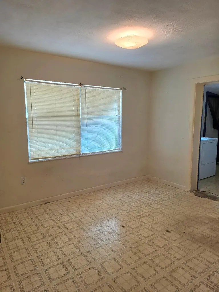 325 SE 16th Avenue Okeechobee FL 34974