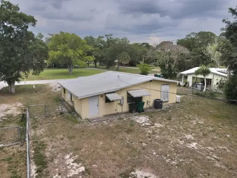 325 SE 16th Avenue Okeechobee FL 34974