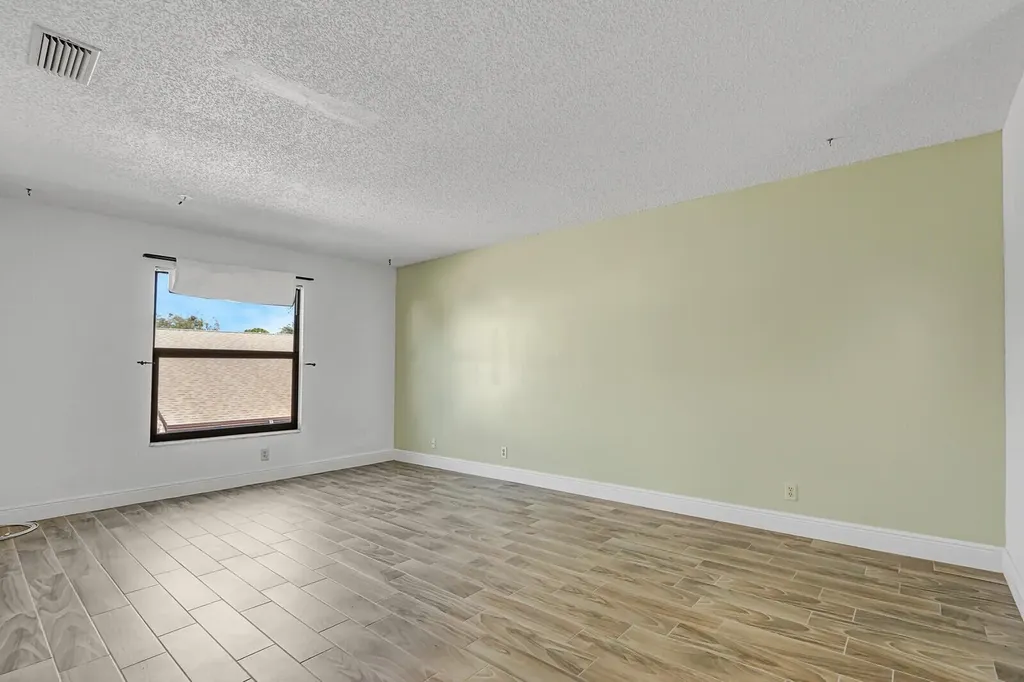 113 Sherwood Circle Jupiter FL 33458