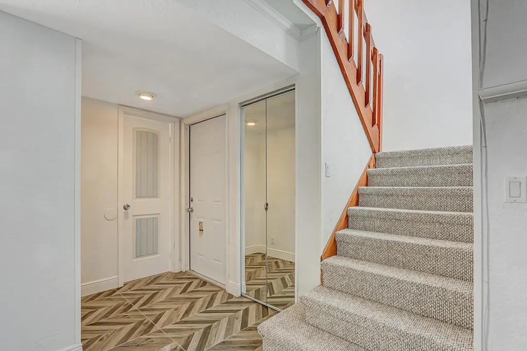 113 Sherwood Circle Jupiter FL 33458