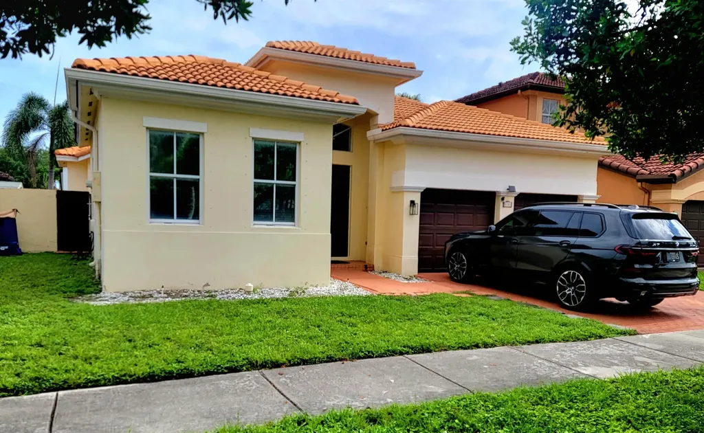 8781 NW 178th Street Hialeah FL 33018