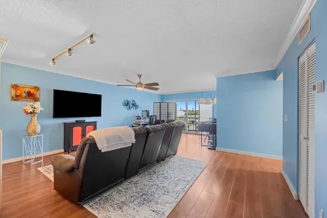 505 Spencer Drive West Palm Beach FL 33409