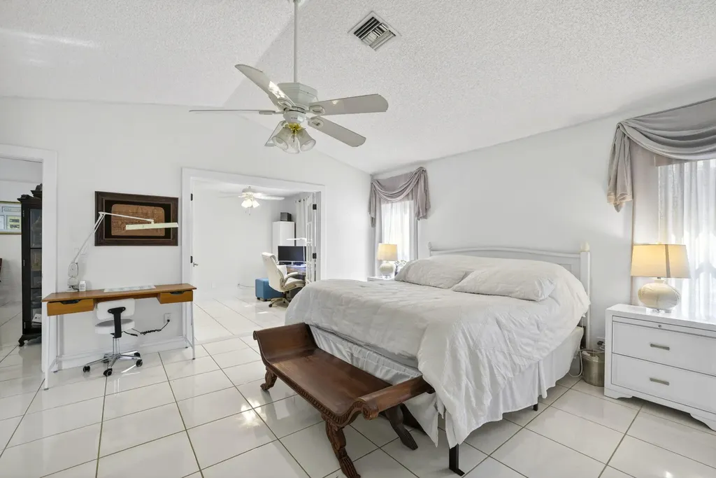 12436 SW 1st Street Coral Springs FL 33071