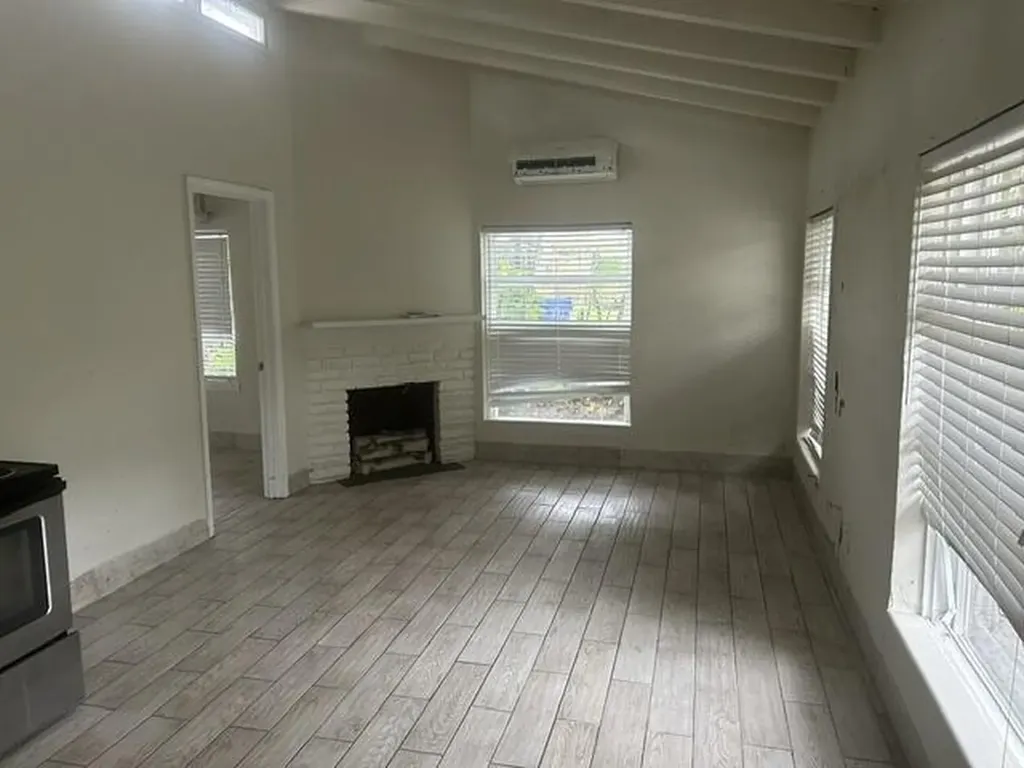 1839 SW 23rd Street Fort Lauderdale FL 33315