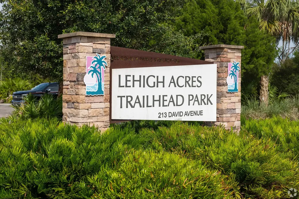 1246 Cordoba Street E Lehigh Acres FL 33974