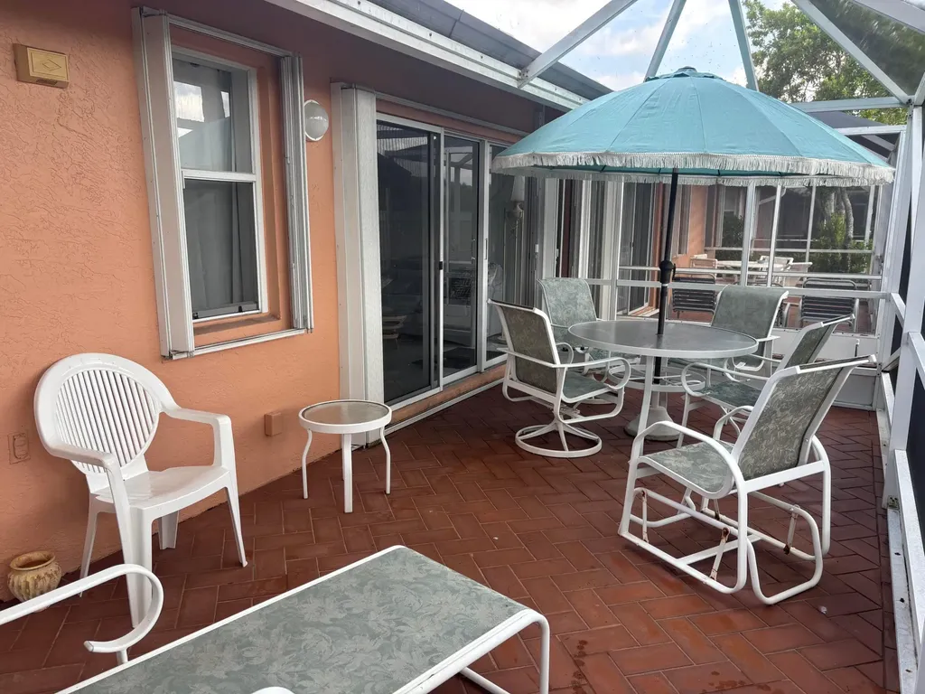 5574 Royal Lake Circle Boynton Beach FL 33437