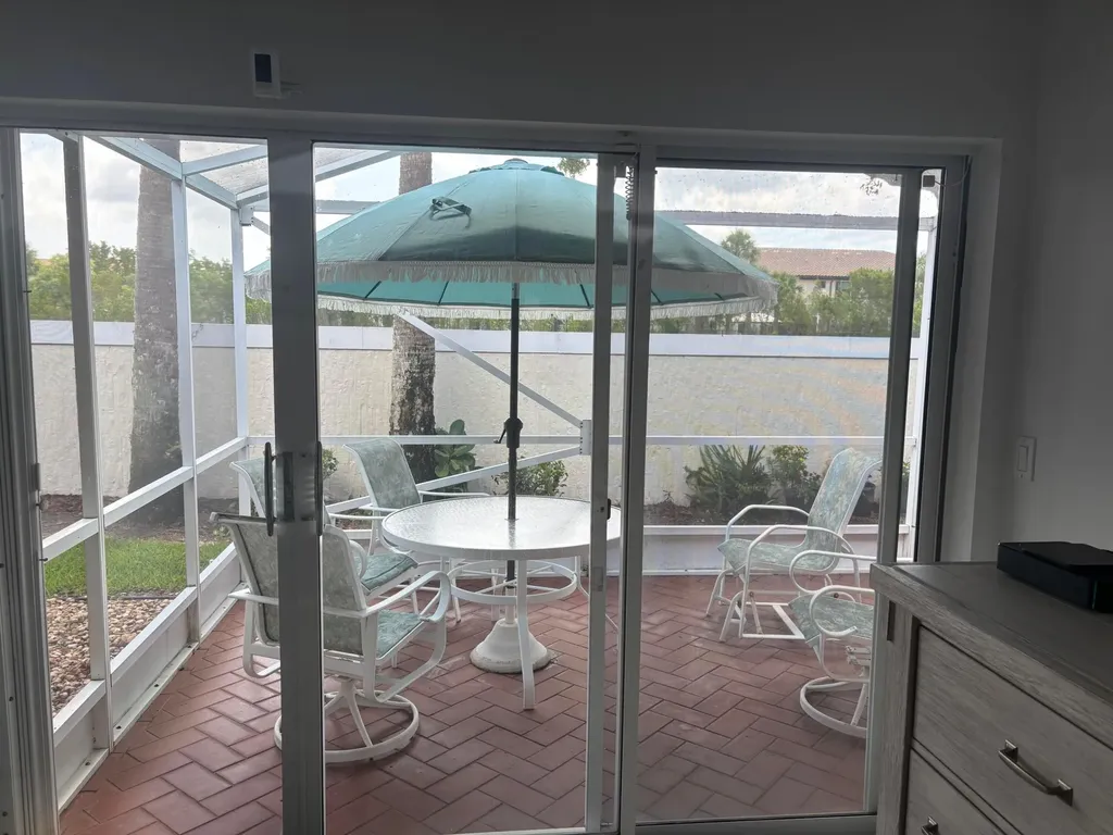 5574 Royal Lake Circle Boynton Beach FL 33437