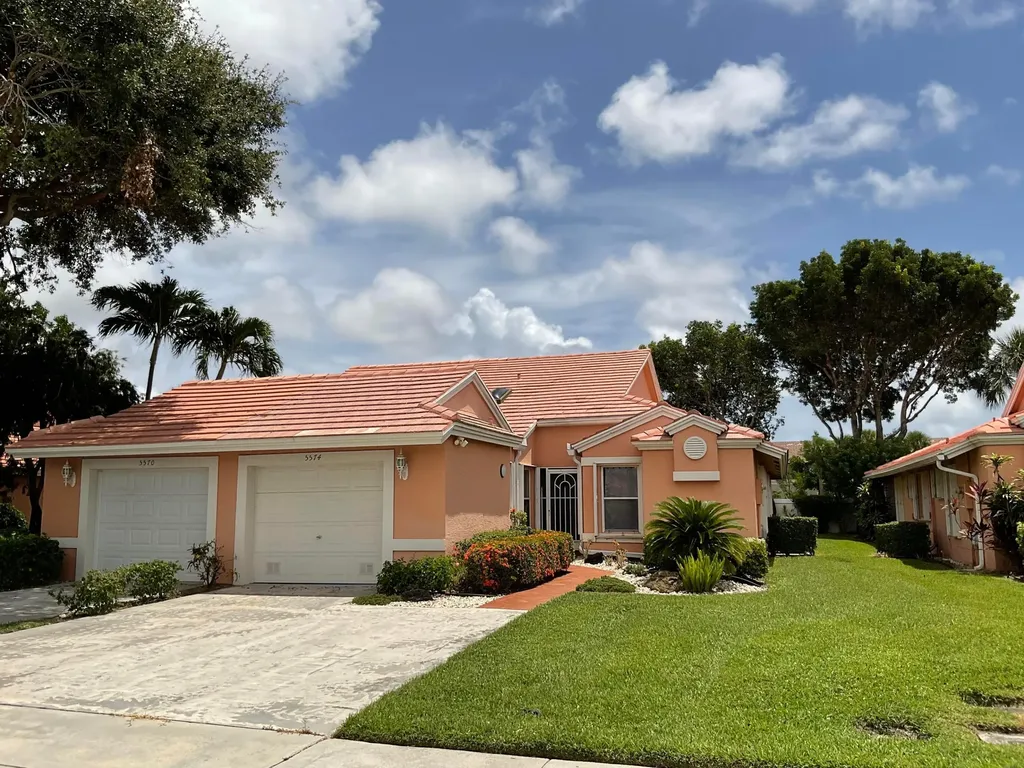 5574 Royal Lake Circle Boynton Beach FL 33437