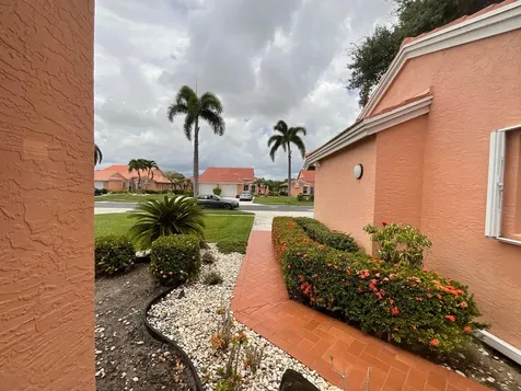 5574 Royal Lake Circle Boynton Beach FL 33437