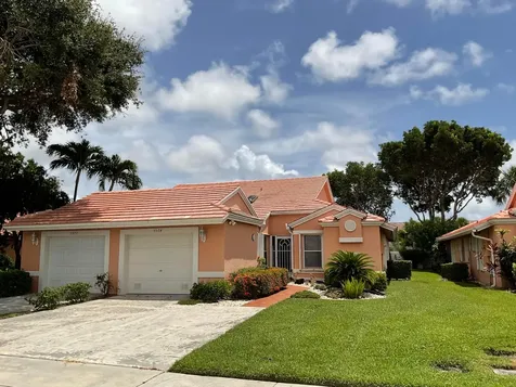 5574 Royal Lake Circle Boynton Beach FL 33437