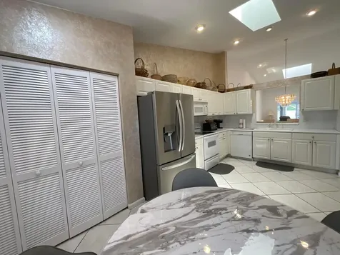 5574 Royal Lake Circle Boynton Beach FL 33437