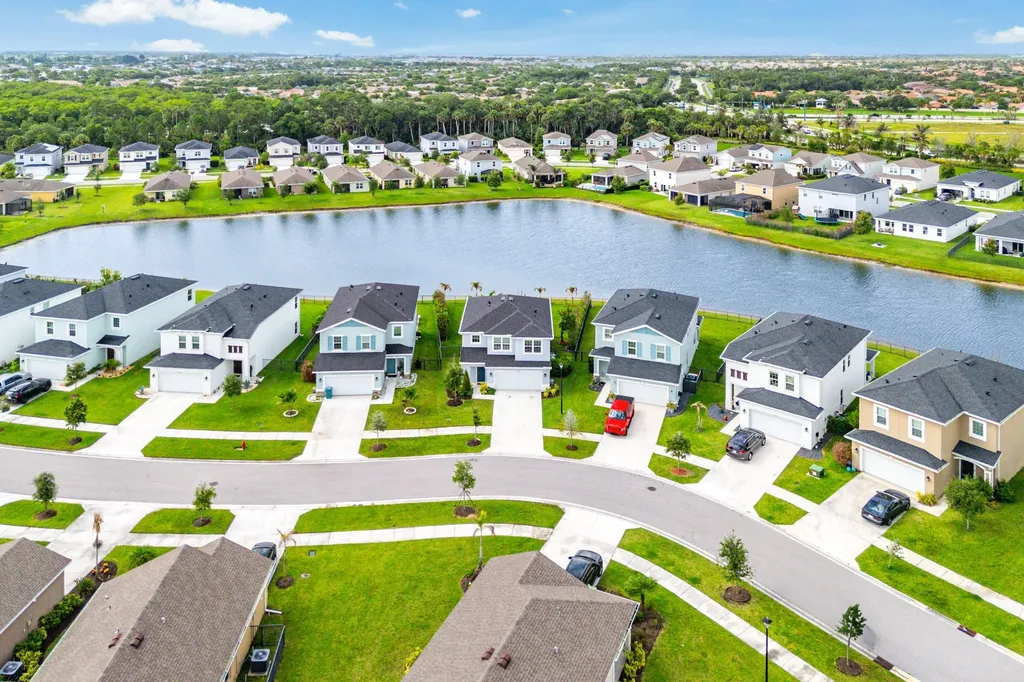 11006 SW Pacini Way Port St Lucie FL 34987