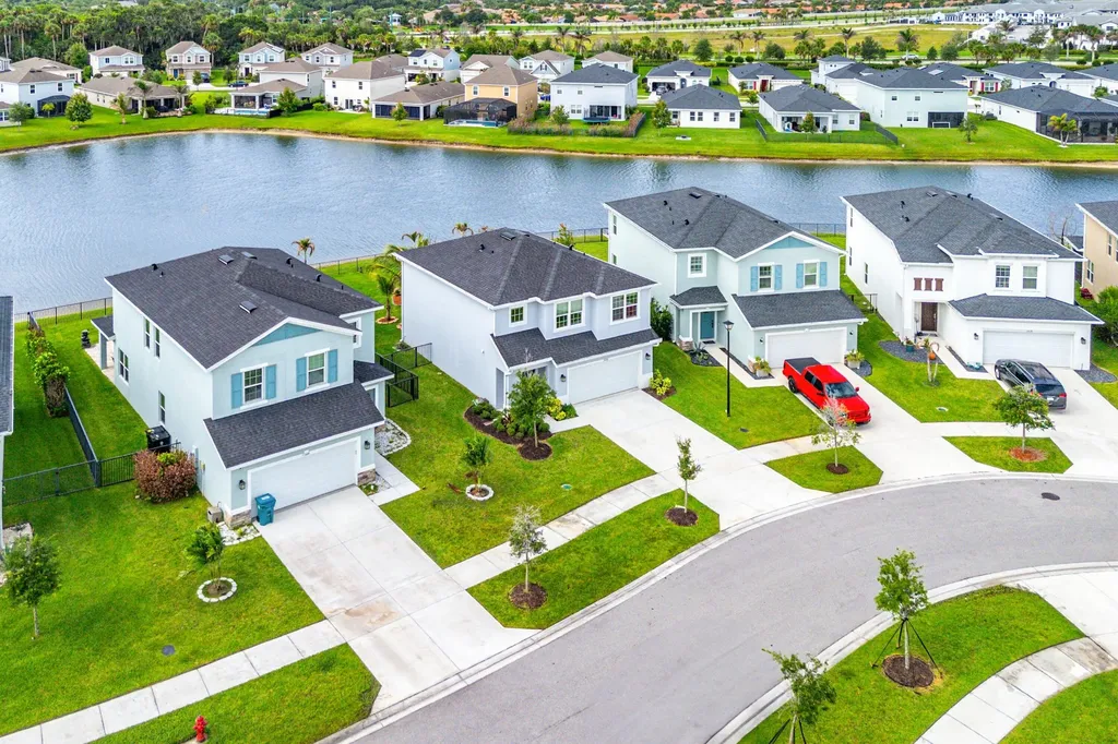 11006 SW Pacini Way Port St Lucie FL 34987