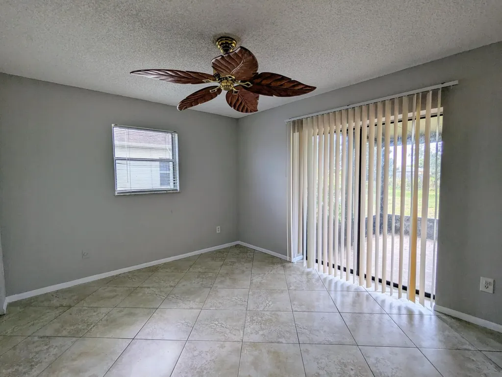 554 SW Lakehurst Drive Port St Lucie FL 34983