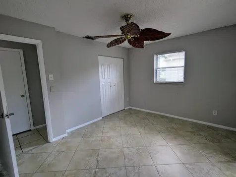 554 SW Lakehurst Drive Port St Lucie FL 34983