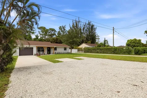 15409 Los Angeles Drive Loxahatchee Groves FL 33470