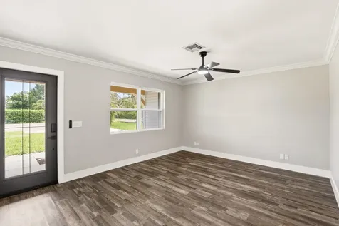 15409 Los Angeles Drive Loxahatchee Groves FL 33470