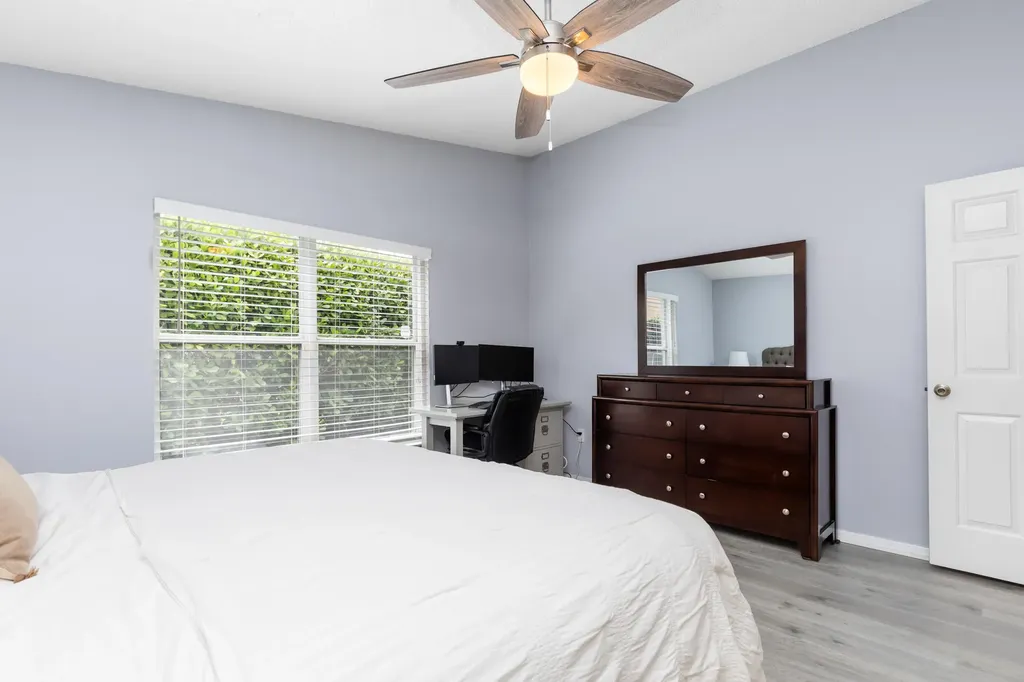 5349 NW 117th Avenue Coral Springs FL 33076