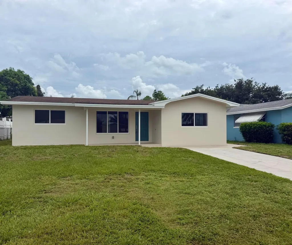 4142 Kirkland Lane Lake Worth FL 33461