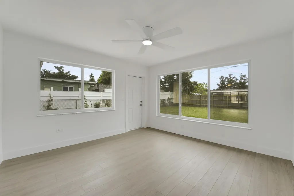 4142 Kirkland Lane Lake Worth FL 33461