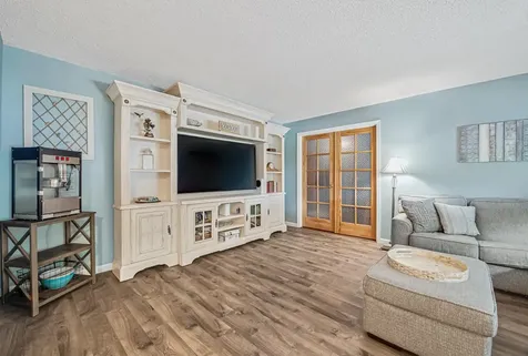 100 Greenwood Court Royal Palm Beach FL 33411