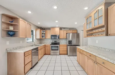 100 Greenwood Court Royal Palm Beach FL 33411