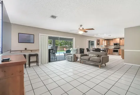 100 Greenwood Court Royal Palm Beach FL 33411
