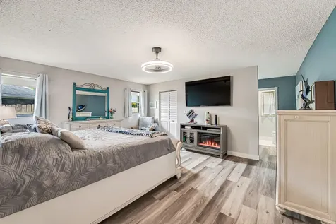 100 Greenwood Court Royal Palm Beach FL 33411