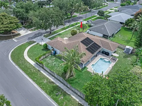 100 Greenwood Court Royal Palm Beach FL 33411