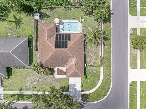 100 Greenwood Court Royal Palm Beach FL 33411