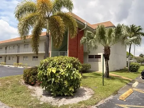 607 S State Road 7 Margate FL 33068