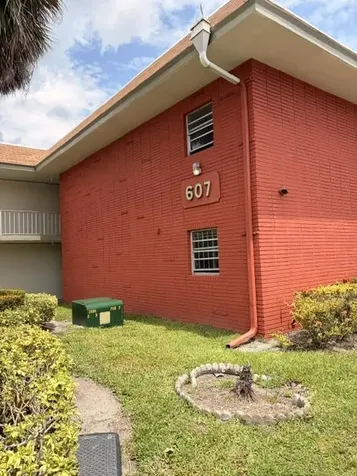 607 S State Road 7 Margate FL 33068