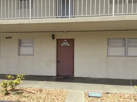 607 S State Road 7 Margate FL 33068