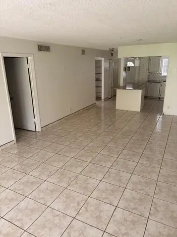 607 S State Road 7 Margate FL 33068