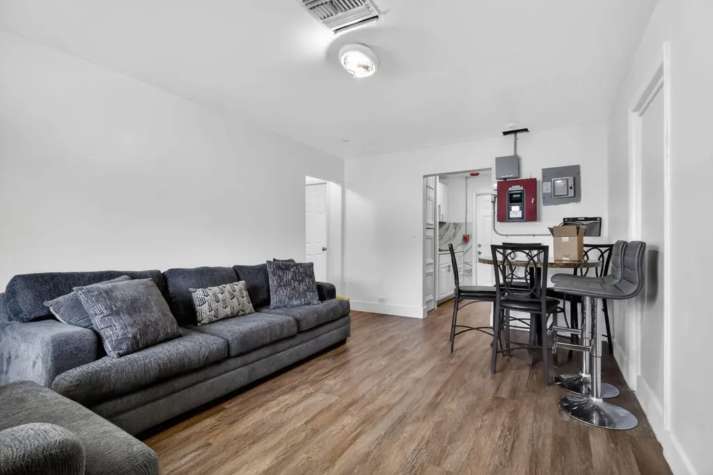 807 14th Street West Palm Beach FL 33401