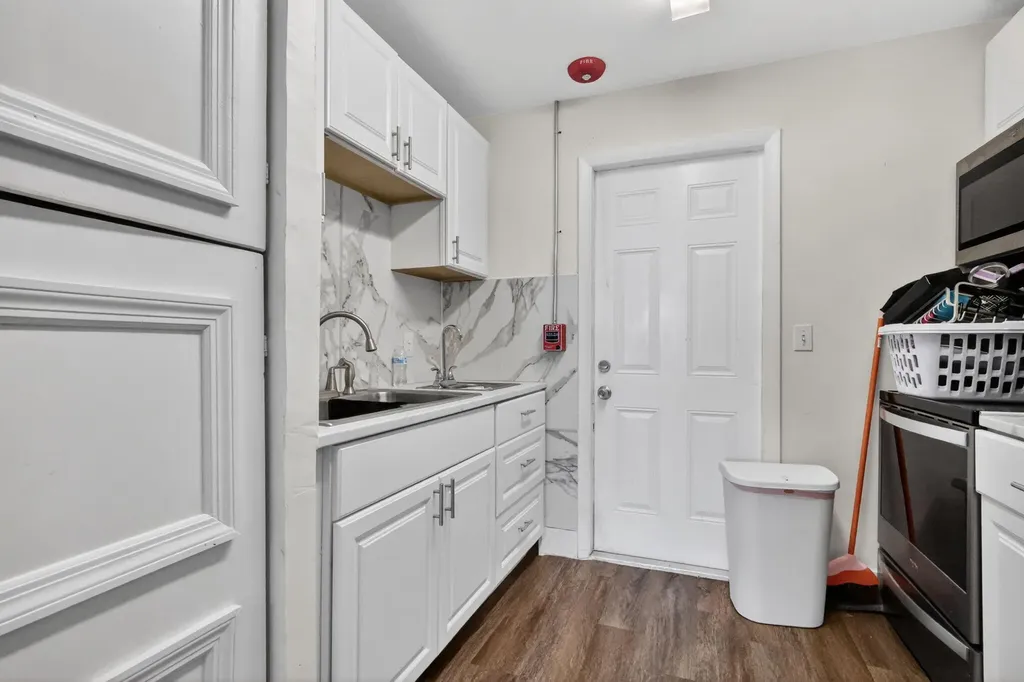 807 14th Street West Palm Beach FL 33401