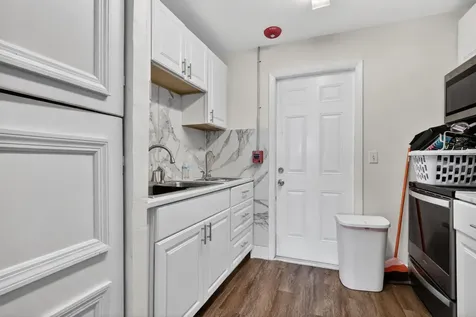 807 14th Street West Palm Beach FL 33401