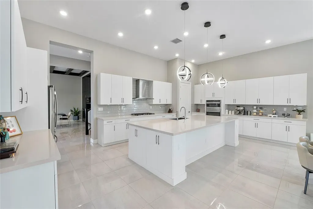 9245 W Parkland Bay Trail Parkland FL 33076