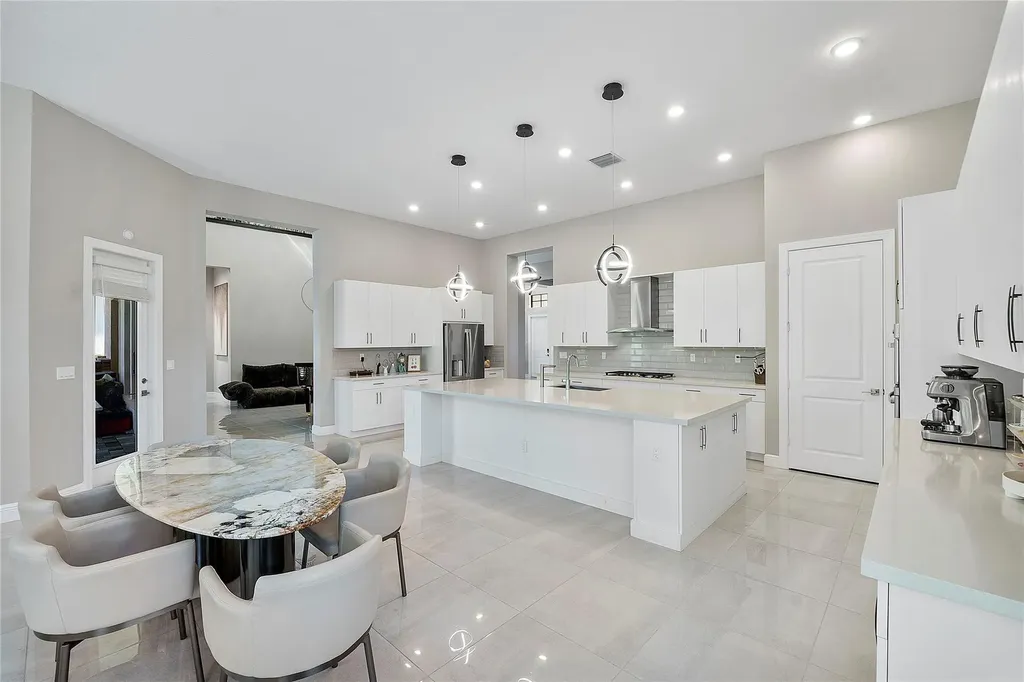 9245 W Parkland Bay Trail Parkland FL 33076