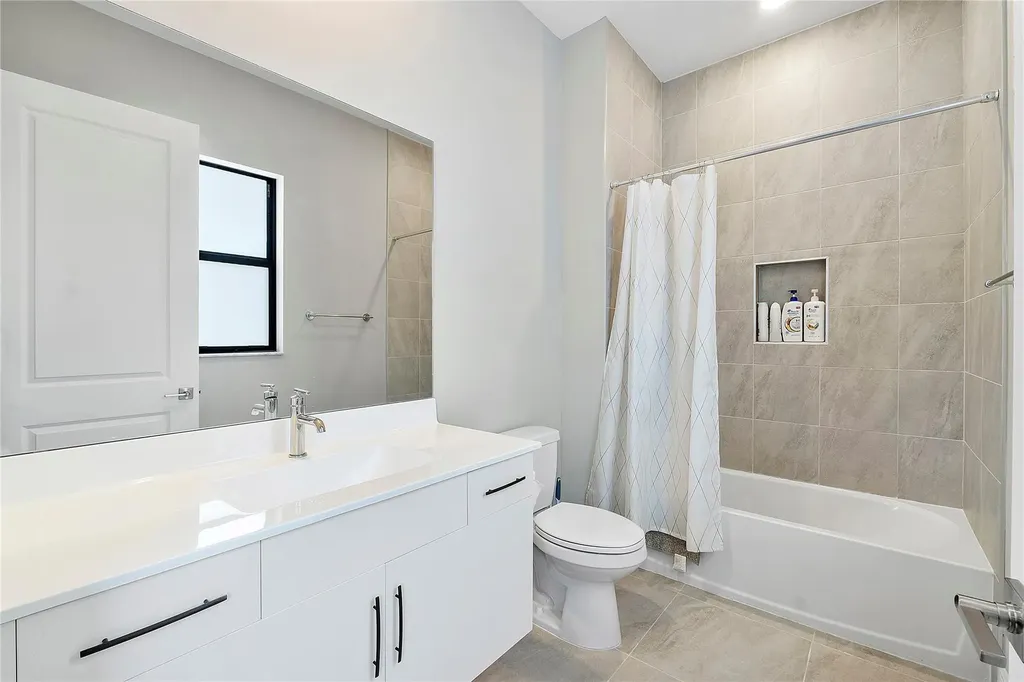 9245 W Parkland Bay Trail Parkland FL 33076