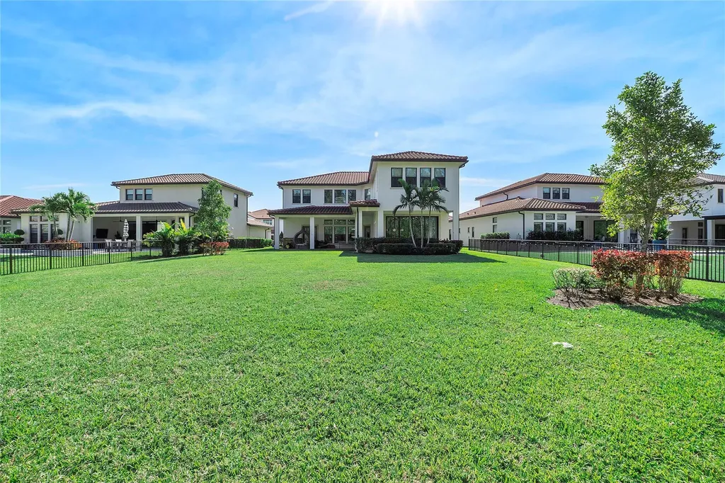 9245 W Parkland Bay Trail Parkland FL 33076