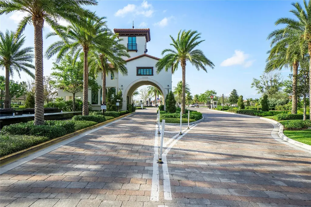 9245 W Parkland Bay Trail Parkland FL 33076