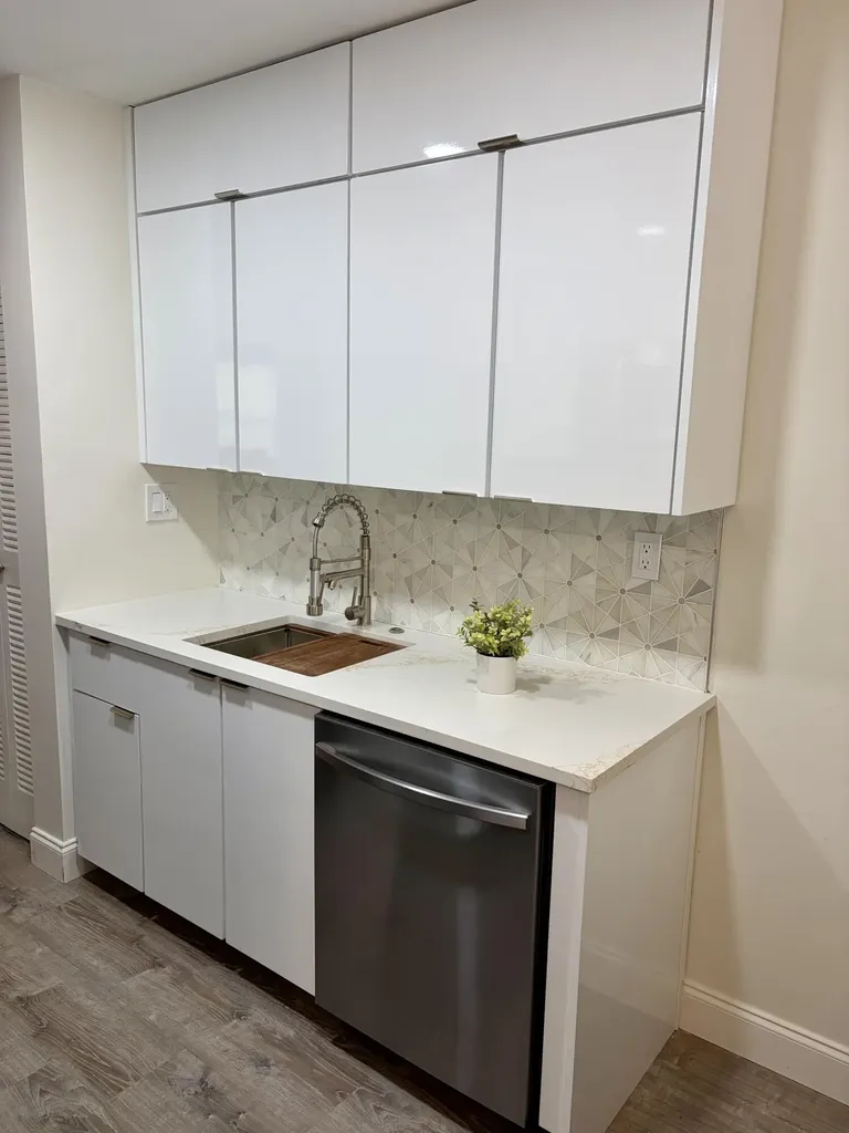 1357 NW 94th Way Coral Springs FL 33071