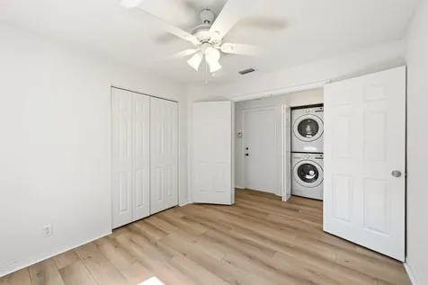 7618 S Pinewalk Drive S Margate FL 33063