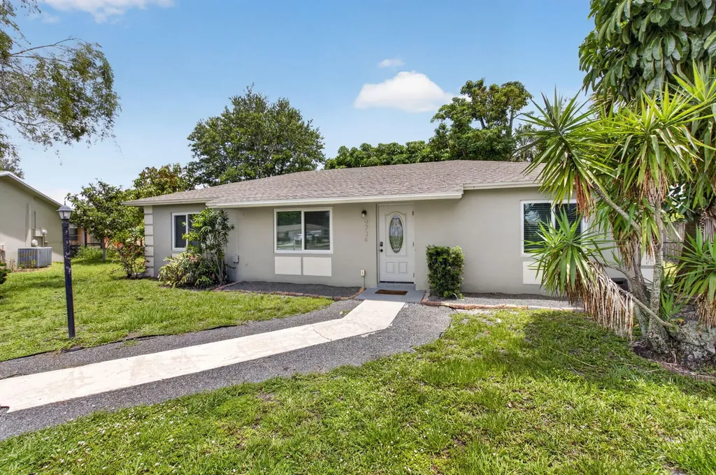 9734 Alaska Circle Boca Raton FL 33434