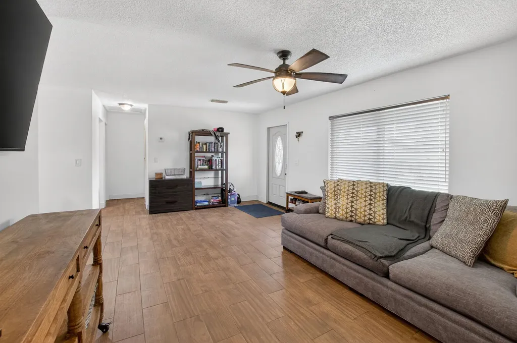 9734 Alaska Circle Boca Raton FL 33434