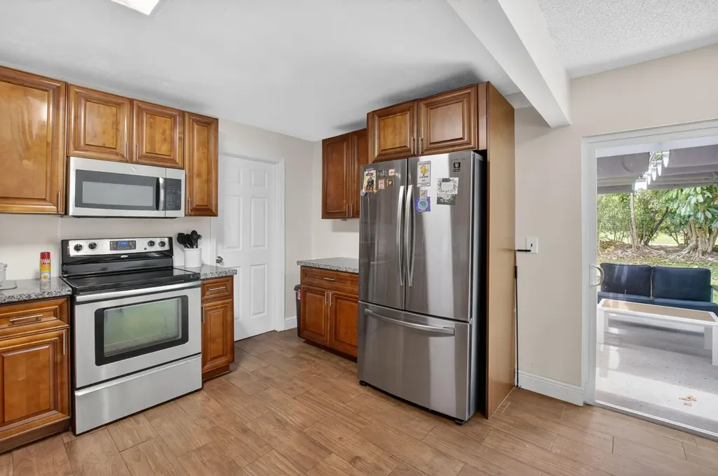 9734 Alaska Circle Boca Raton FL 33434